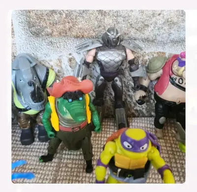 Tortugas Ninja con accesorios set completo. - miniatura 4