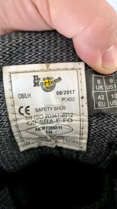 Botas de seguridad Dr. Martens negras - miniatura 3