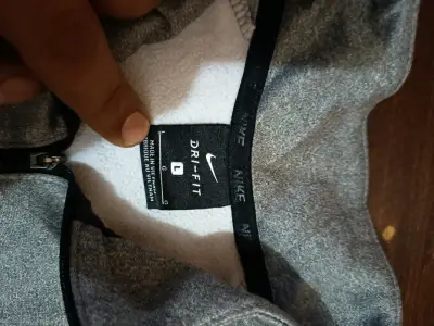 Polerón Nike Dri-Fit gris con cierre - miniatura 2