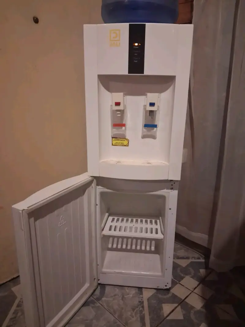 Enfriador de Agua Dali con Dispensador Frío/Calor - 1