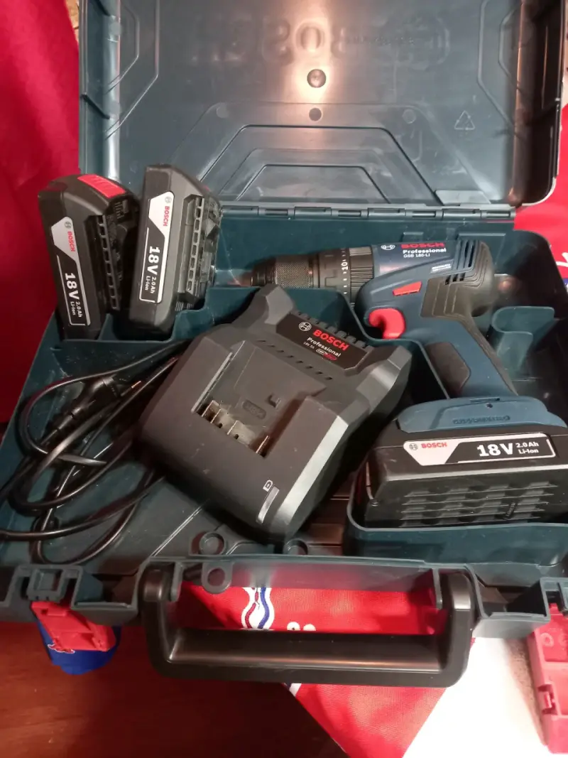 Taladro Inalámbrico Bosch GSB 180-LI con Baterías - 1