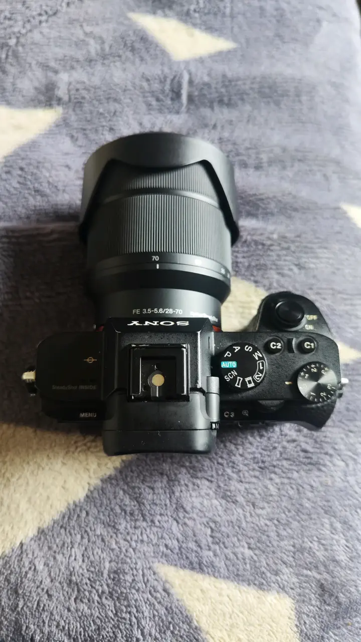 Cámara Sony Alpha 7 II con lente 28-70mm - 4