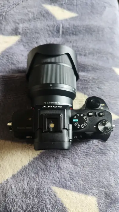 Cámara Sony Alpha 7 II con lente 28-70mm - miniatura 4