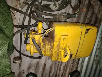 Tecle industrial con aire usado - miniatura 1