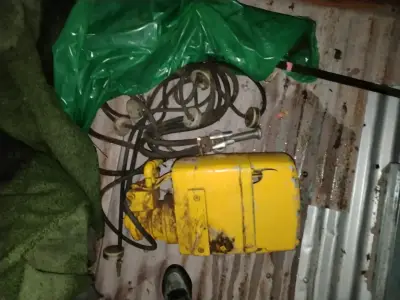 Tecle industrial con aire usado - miniatura 3