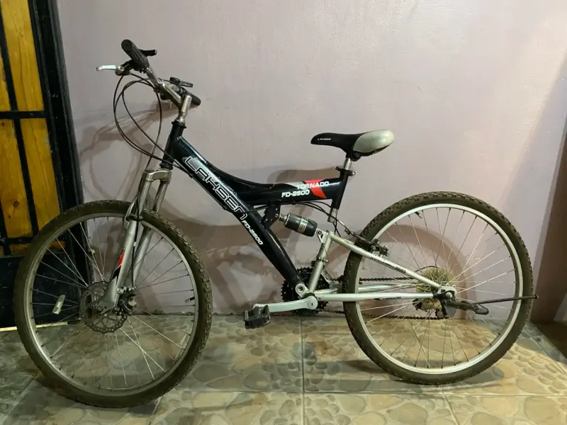 Bicicleta Lahsen Tornado FD-2600 montaña - 2