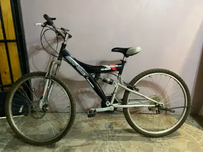 Bicicleta Lahsen Tornado FD-2600 montaña - miniatura 2