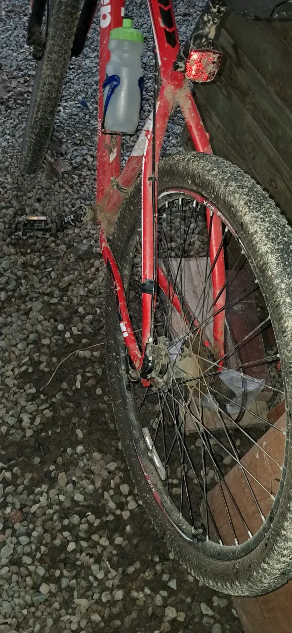 Bicicleta Jeep MTB roja con suspensión - 3