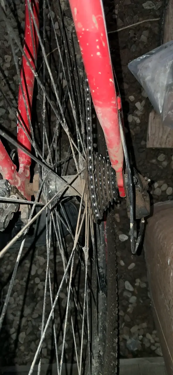 Bicicleta Jeep MTB roja con suspensión - 4