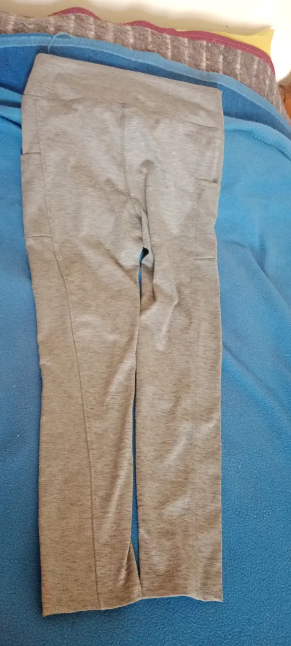 Pantalones deportivos grises para mujer - 2