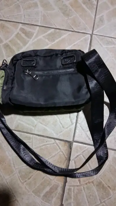 Bolso bandolera acolchado verde y negro - miniatura 3
