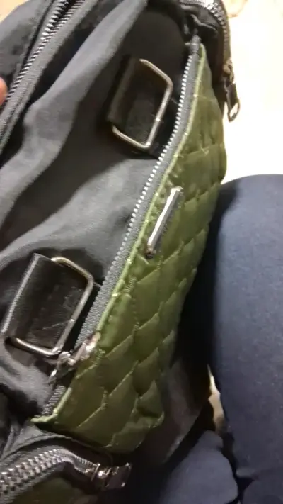 Bolso bandolera acolchado verde y negro - miniatura 5
