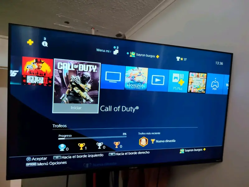 Consola PS4 con Control y Juego Horizon Zero Dawn - 2