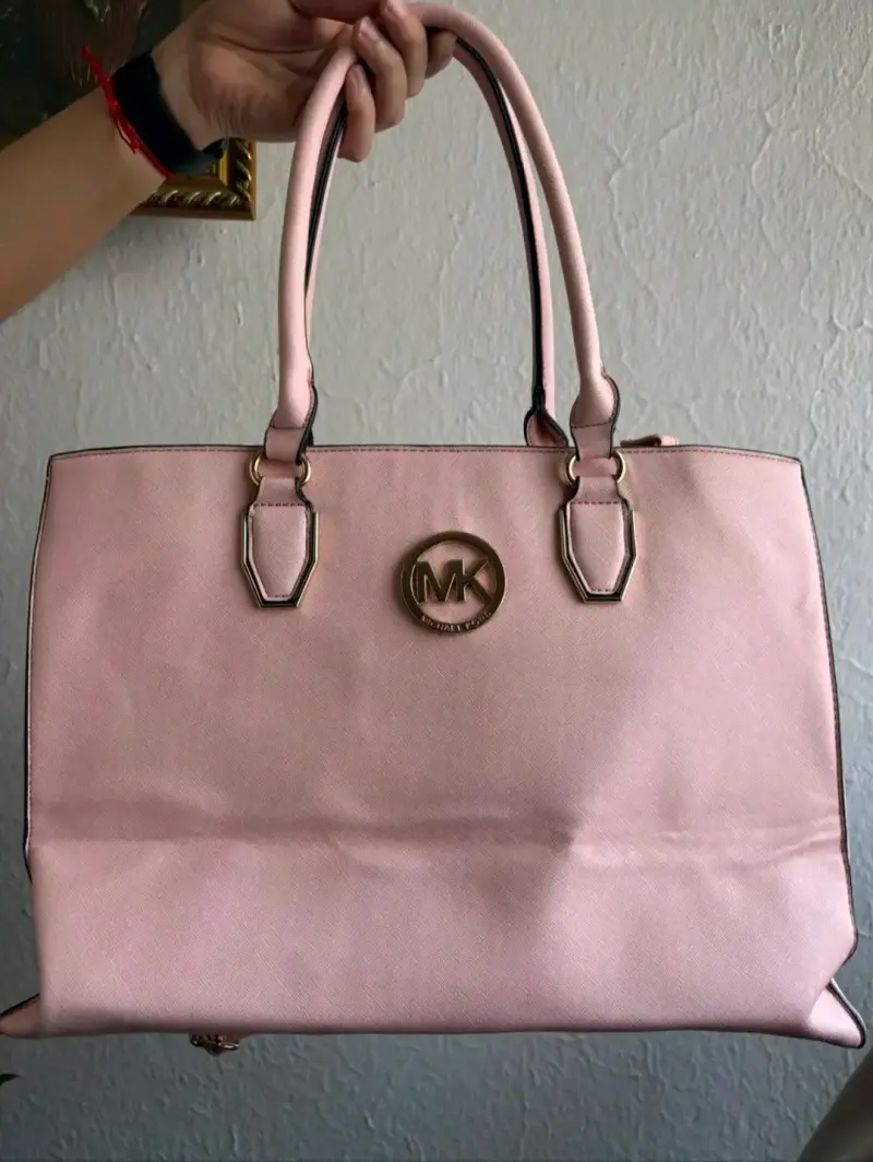 Bolso de mano rosa Michael Kors elegante - 2