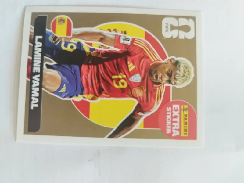 Lámina Extra Sticker Panini FIFA Lamine Yamal - 2