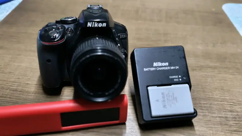 Cámara Nikon D5300 vendo o permuto - 1