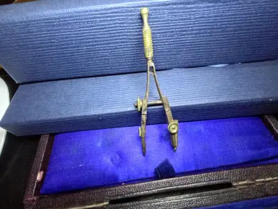 instrumentos de cartógrafo año 1920 ingles - miniatura 3
