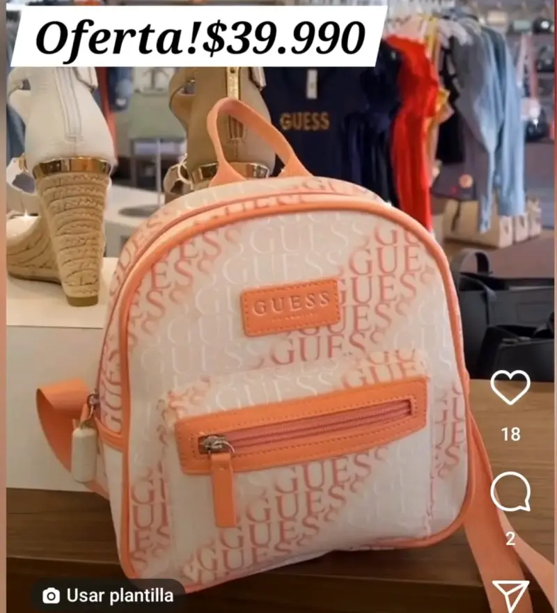 Mochila pequeña Guess con logo en relieve - 1