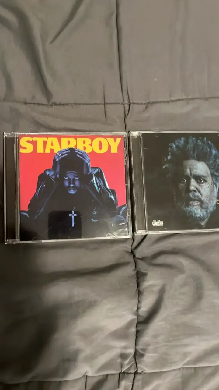 Colección de CDs de The Weeknd - 2
