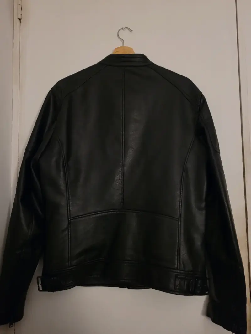 Chaqueta de cuero negra para hombre marca MANGO - 4