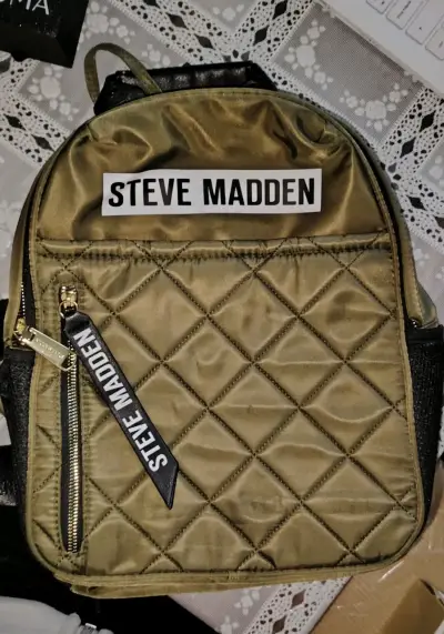 Mochila verde Steve Madden con bolso adicional - miniatura 2
