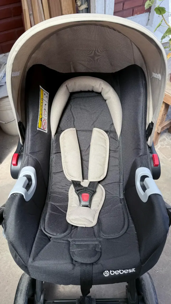 Coche de bebé Bebesit con asiento acolchado - 2