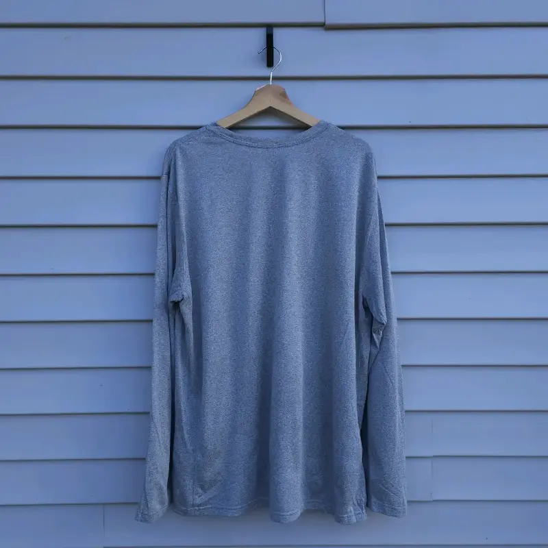Polera Nike Dri-Fit Gris Manga Larga - 4