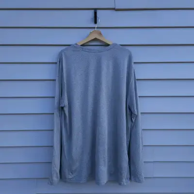 Polera Nike Dri-Fit Gris Manga Larga - miniatura 4