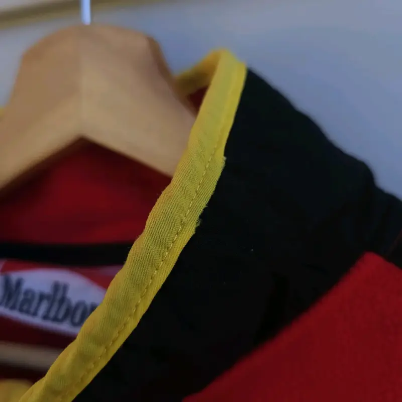 Polerón Rojo Marlboro Vintage - 4