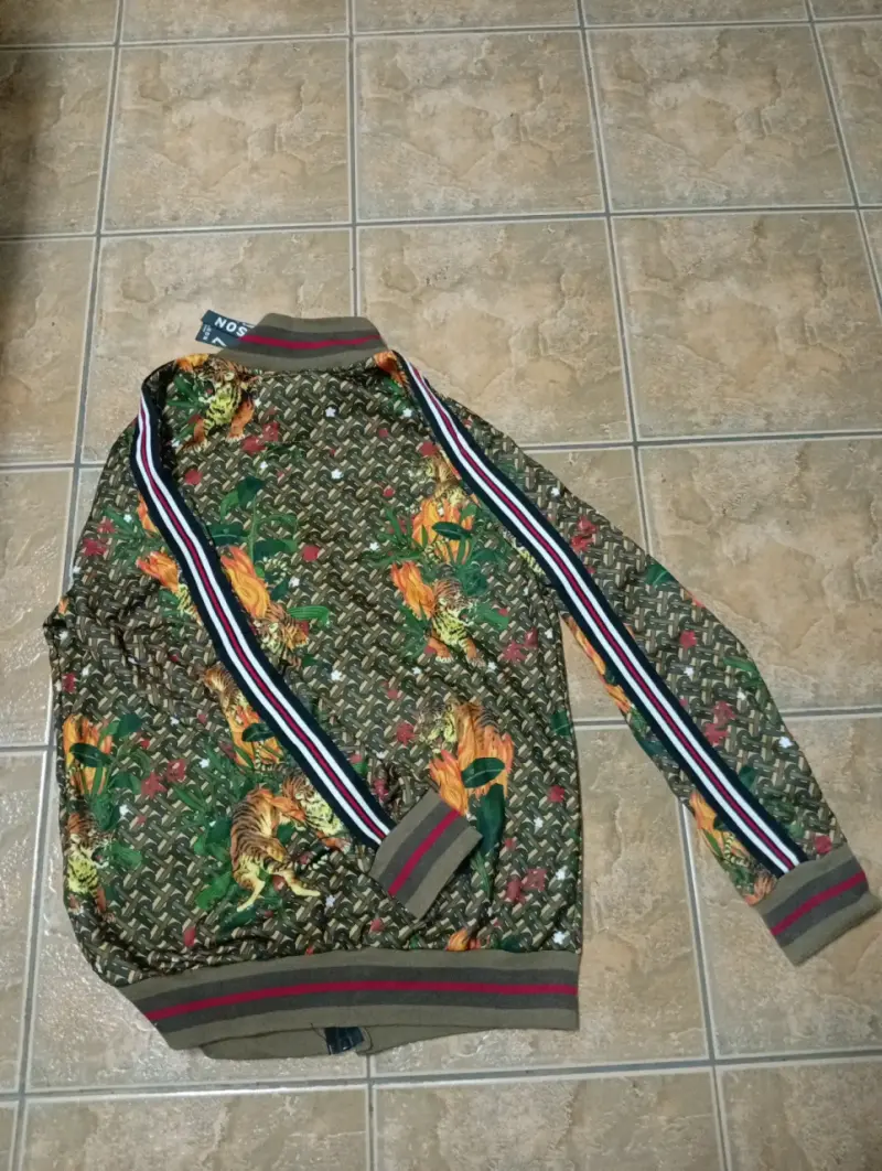 Conjunto deportivo estampado de tigres para hombre - 2
