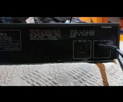 Reproductor de CD Technics SL-P202 - miniatura 4