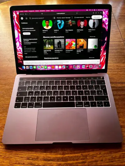 MacBook Pro 13'' touch bar - miniatura 3