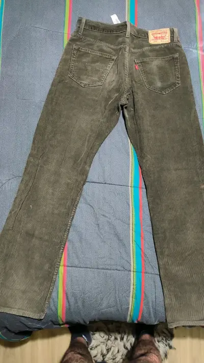 Jeans Levi's 505 Verde Oliva Talla 31 - miniatura 2