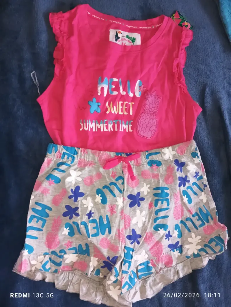 Pijama de niña con estampado divertido - 4