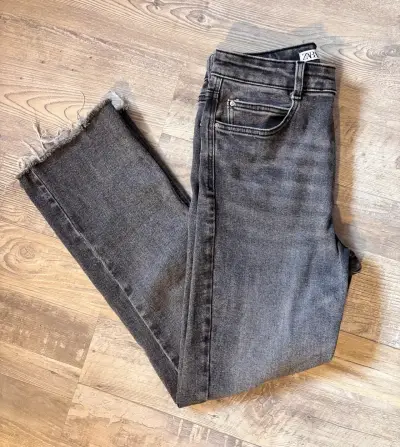 Jeans Zara flare tiro largo - miniatura 1