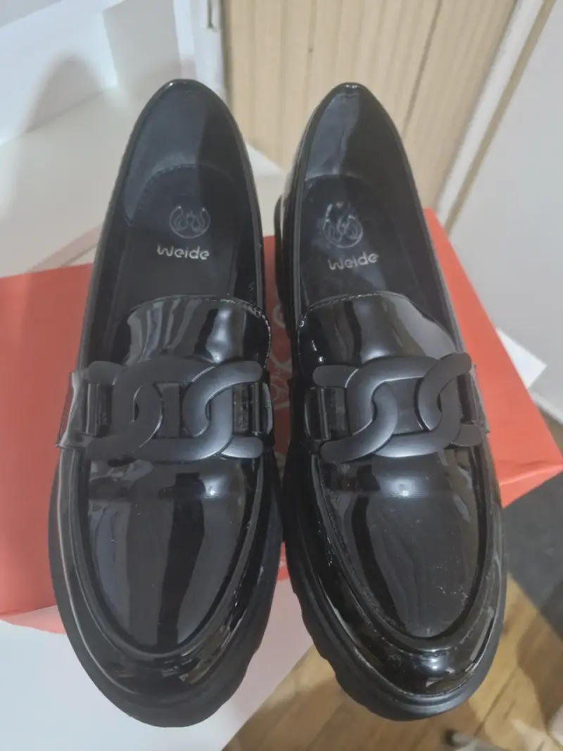 Zapatos de charol negro Weide con plataformas - 2