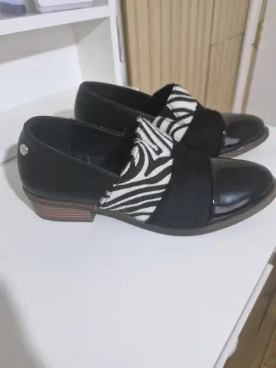 Zapatos de charol con diseño animal print - miniatura 5