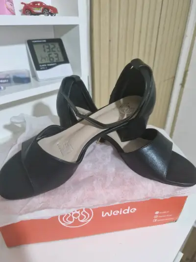 Sandalias de Tacón Negro Weide Elegantes - miniatura 1