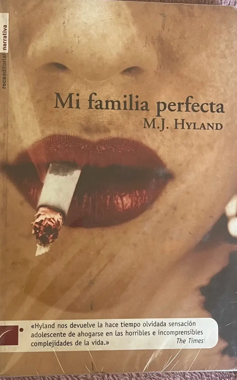 Libro 'Mi Familia Perfecta' de M.J. Hyland