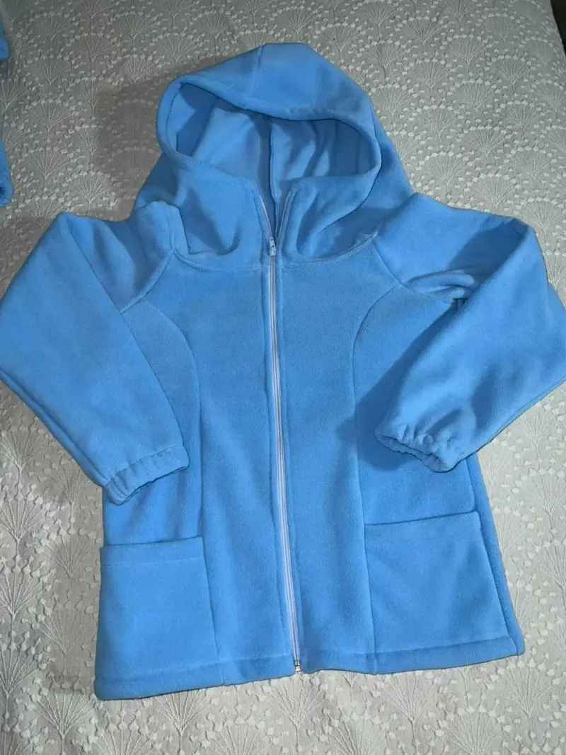 Chaqueta polar celeste  con capucha - 1