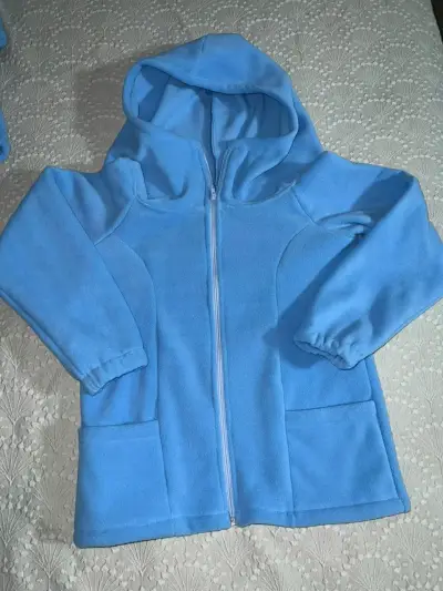 Chaqueta polar celeste  con capucha - miniatura 1
