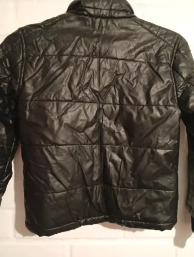 Chaqueta acolchada negra para hombre - miniatura 2