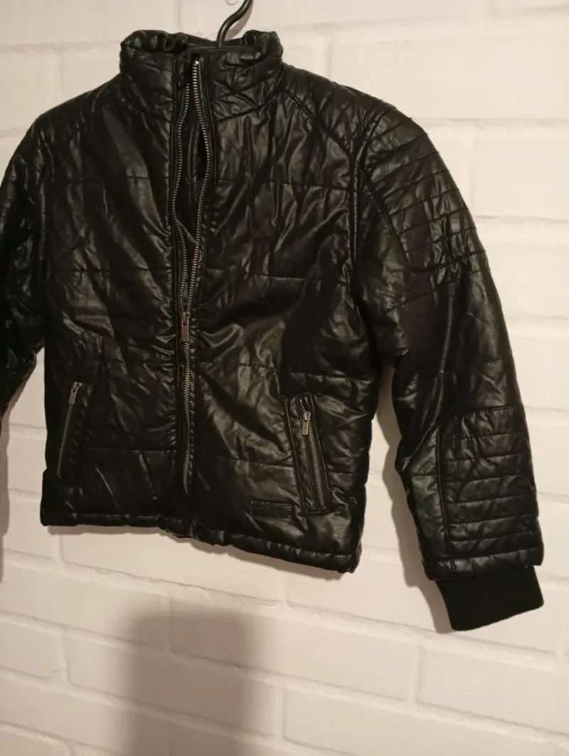 Chaqueta acolchada negra para hombre - 4