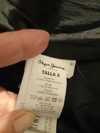 Chaqueta acolchada negra para hombre - miniatura 6