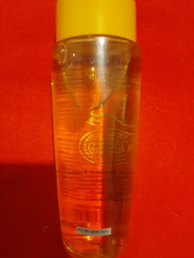 Tónico facial Kiss Beauty 250ml para piel radiante - miniatura 2