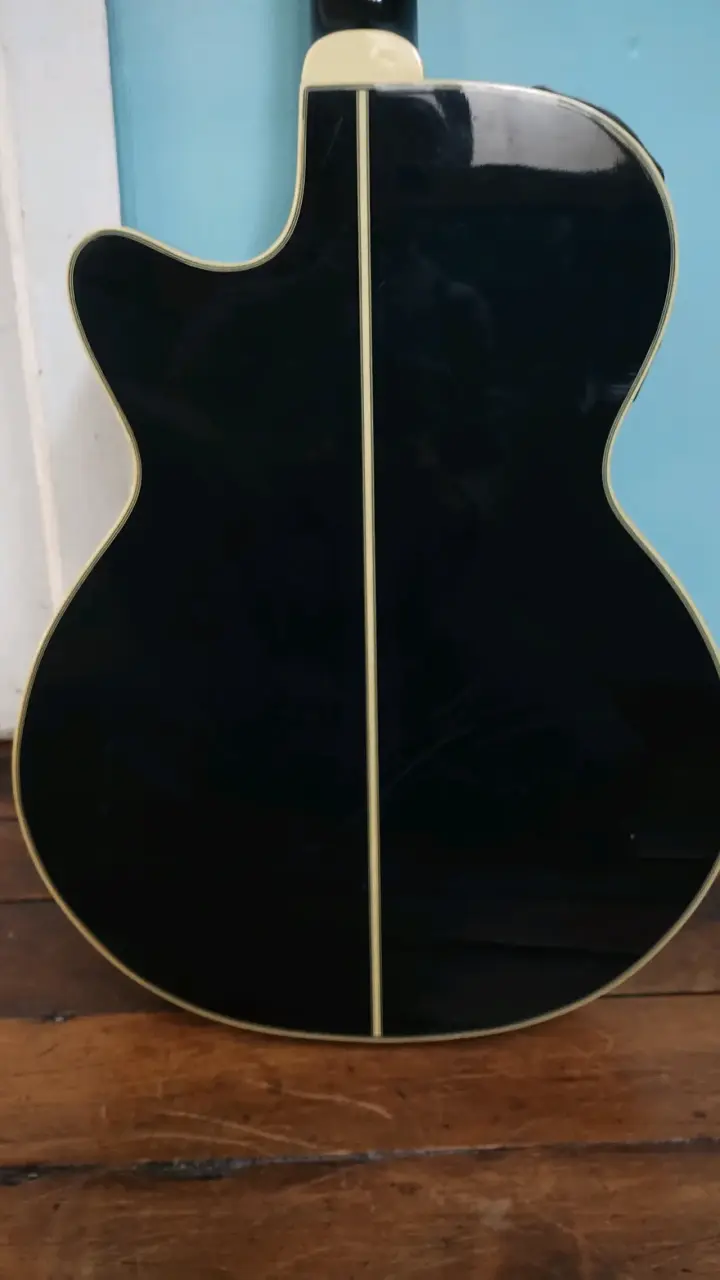 Guitarra electroacústica Ibanez azul con ecualizador - 5