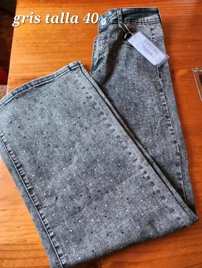 Jeans de mujer con detalles brillantes talla 36 - miniatura 4
