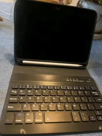 iPad Mini 6con teclado y lápiz - miniatura 3