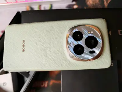 Smartphone Honor Magic 6 Pro 12/512 sin uso - miniatura 2