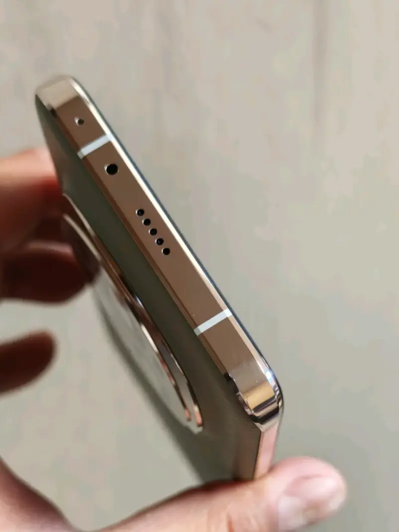 Smartphone Honor Magic 6 Pro 12/512 sin uso - 4